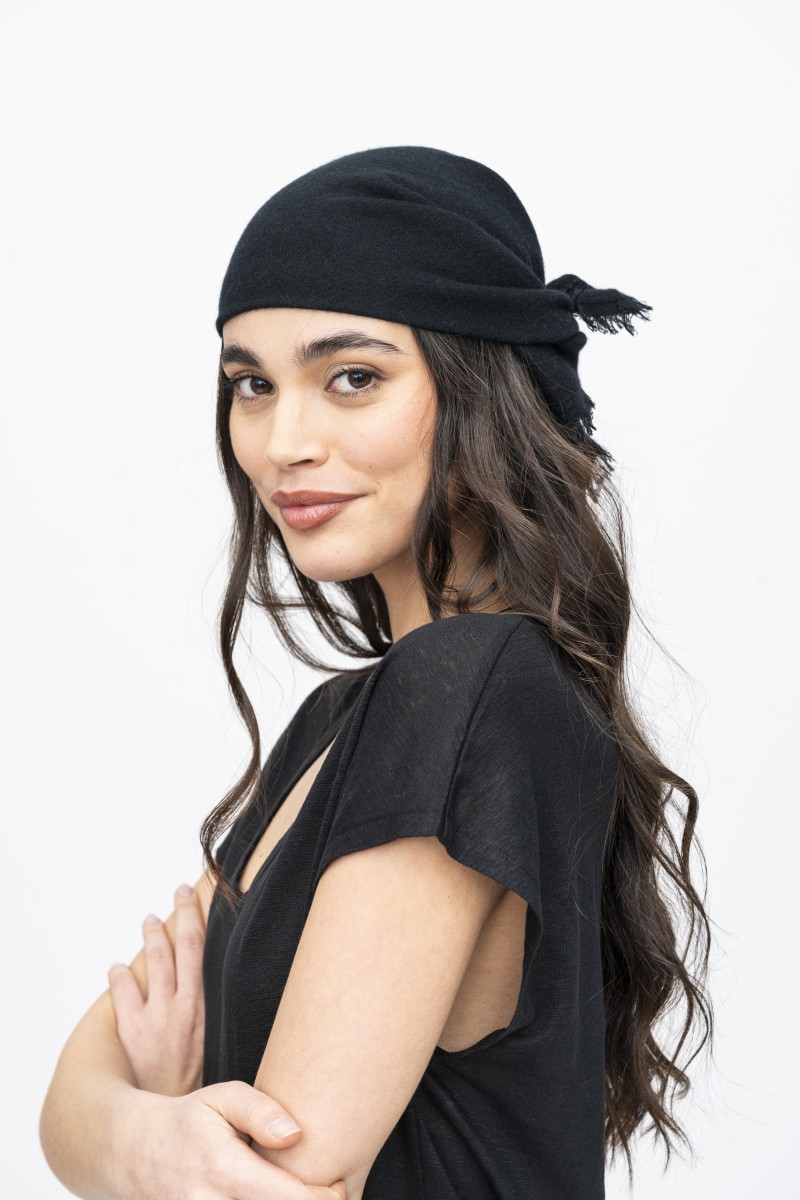 Majestic FIlatures | Bandana in 100% cashmere
