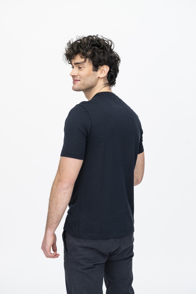 Majestic Filatures |T-shirt girocollo in Lyocell