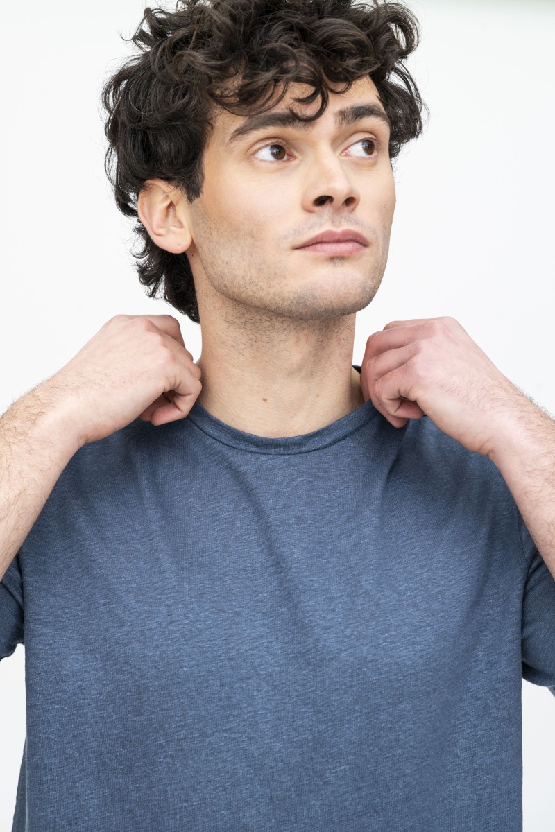 Majestic Filatures | T-Shirt in lino girocollo e manica corta