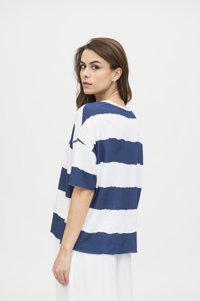 Majestic Filatures | T-shirt manica corta con scollo a V a righe