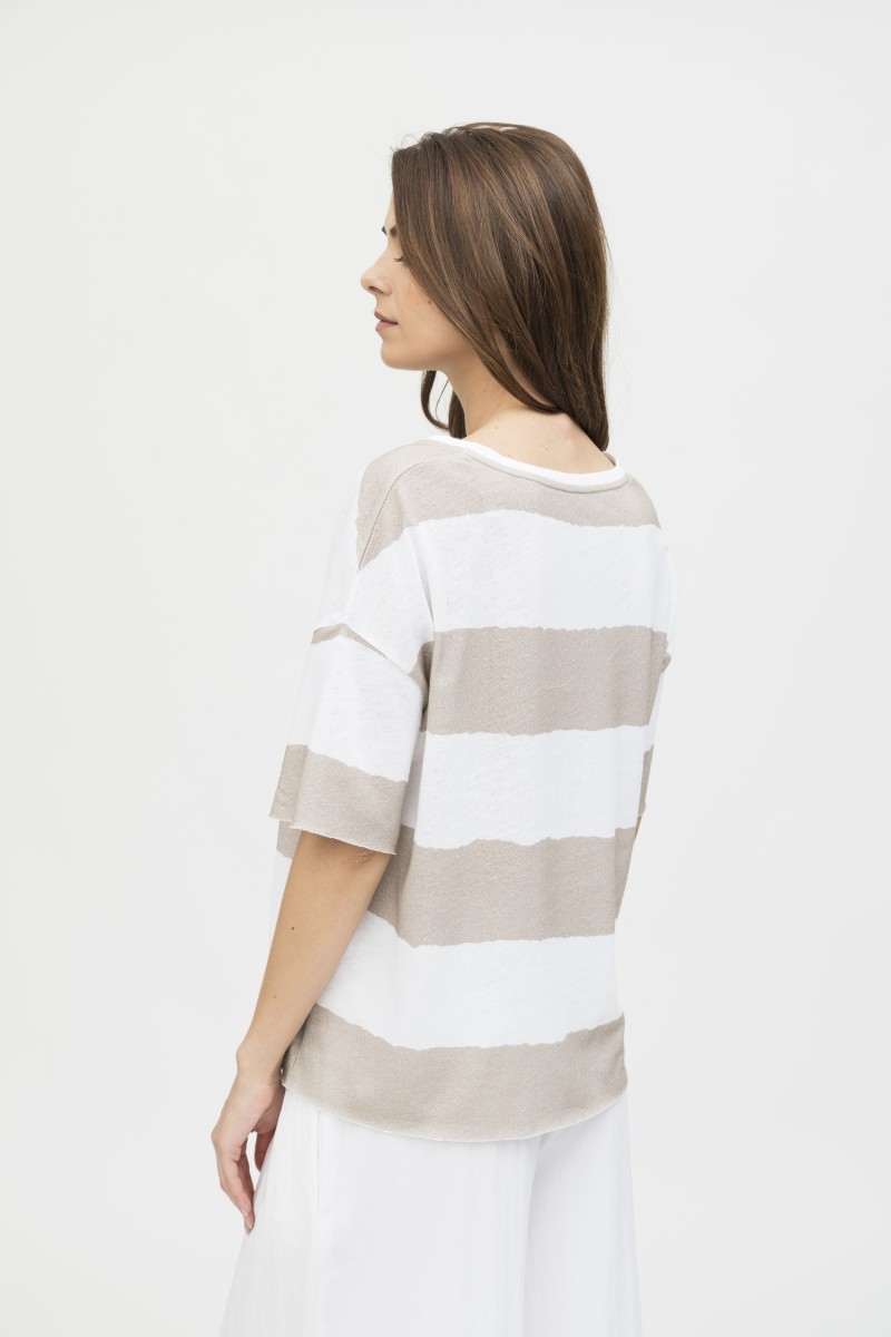 Majestic Filatures | T-shirt manica corta con scollo a V a righe