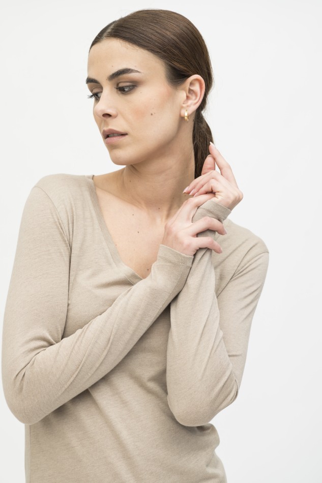 Majestic Filatures | T-shirt scollo a V in cotone e cashmere 2