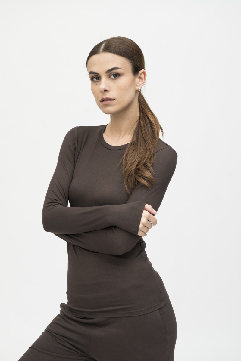 Majestic Filatures | T-shirt slim a maniche lunghe in viscosa