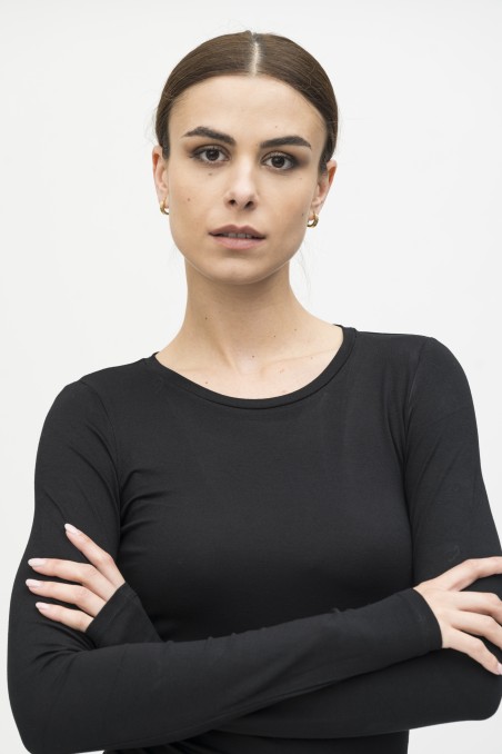 Majestic Fialatures | T-shirt slim a maniche lunghe in viscosa essenziale