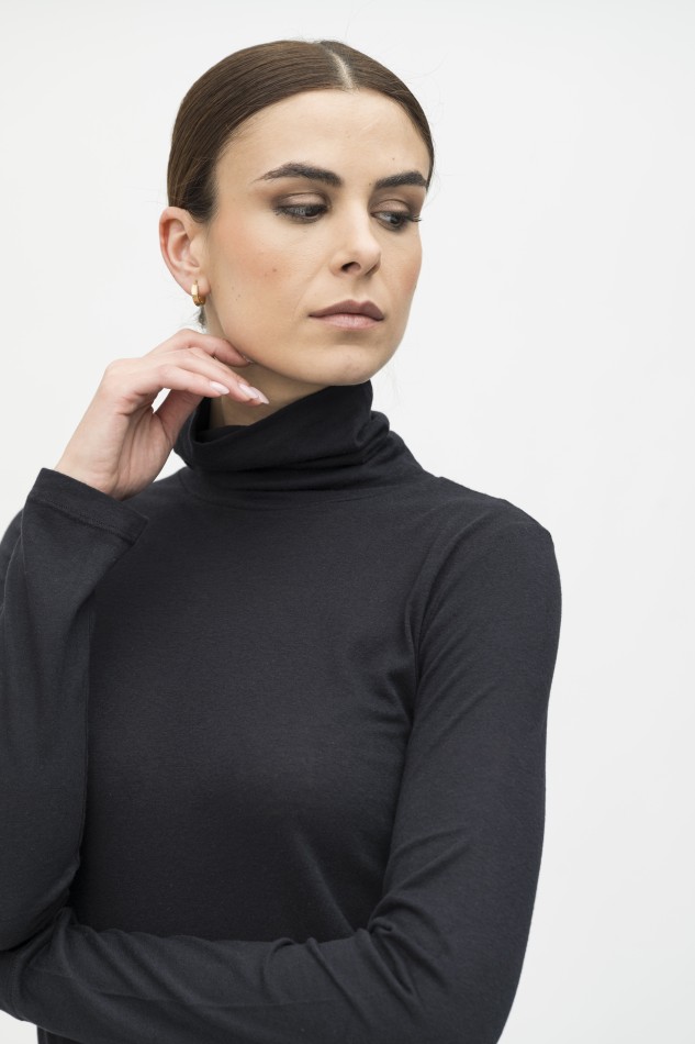 Majestic Filatures| T-shirt dolcevita slim in cotone e cashmere Essenziale 2
