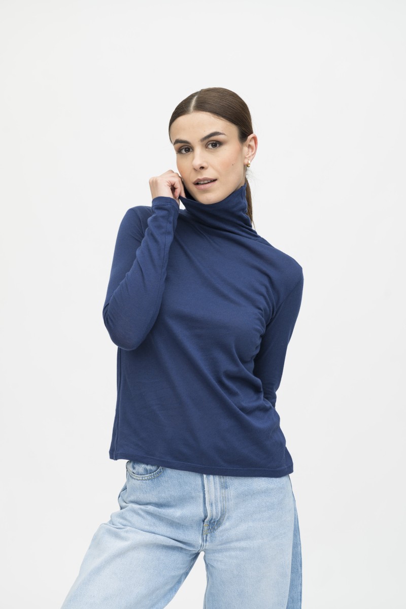 Majestic Filatures | T-shirt dolcevita nera a maniche lunghe in cotone e cashmere