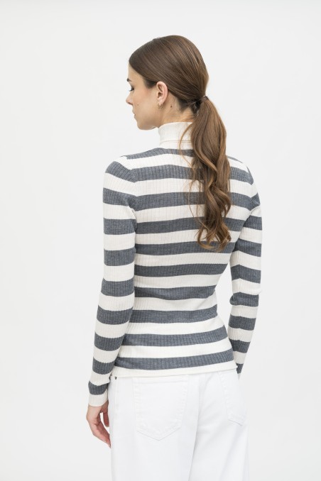 Majestic Filatures | Maglia dolcevita a costine rigata