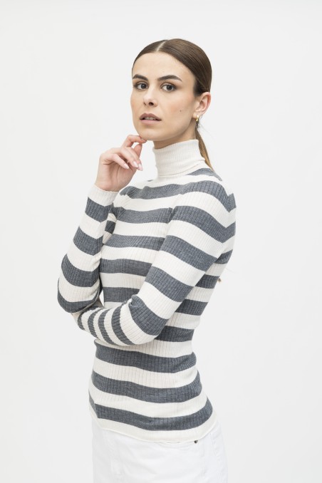 Majestic Filatures | Maglia dolcevita a costine rigata