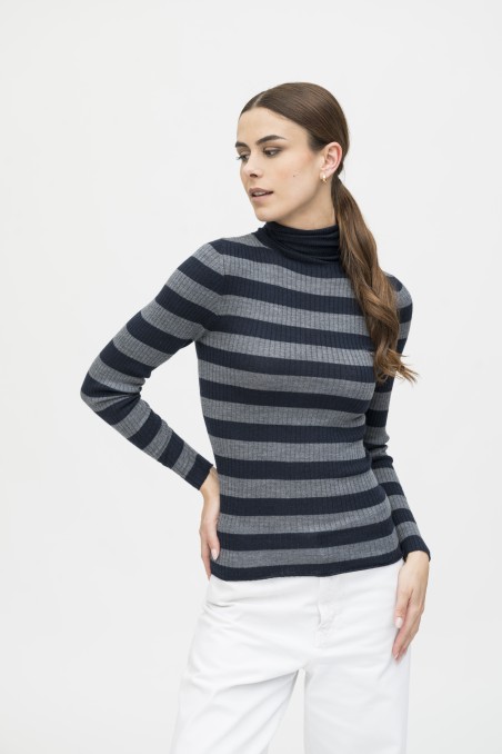 Majestic Filatures | Maglia dolcevita a costine rigata