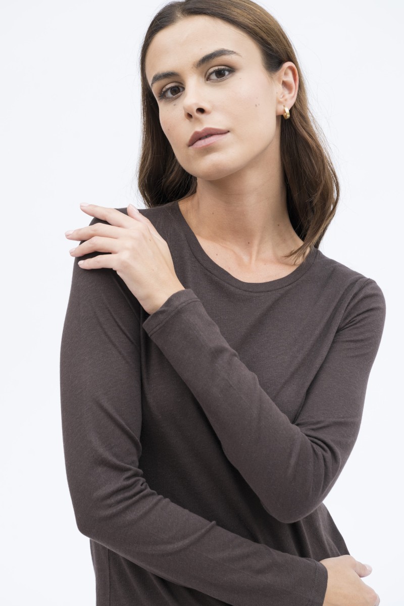 Majestic Filatures | T-shirt girocollo a maniche lunghe in cotone e cashmere nera
