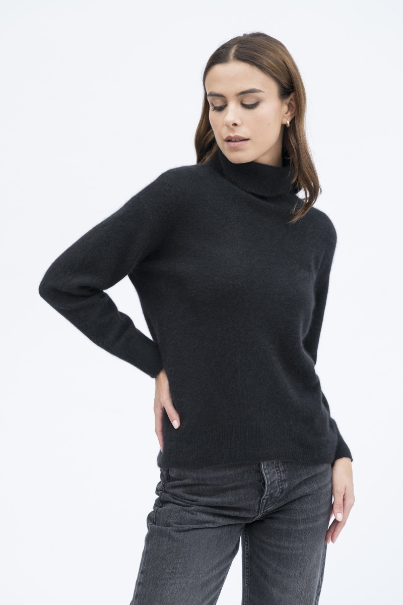 Majestic Filatures | Pullover in Raccoon dolcevita e maniche lunghe