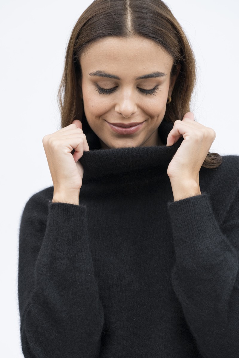 Majestic Filatures | Pullover in Raccoon dolcevita e maniche lunghe