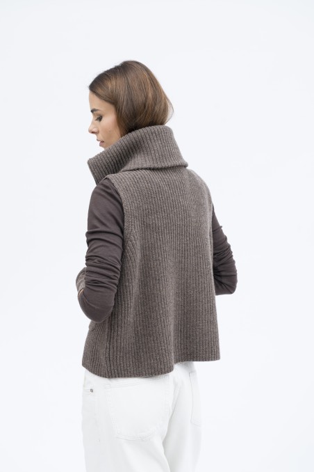 Majestic Filatures | Gilet con collo alto e zip in 100% lana merinos