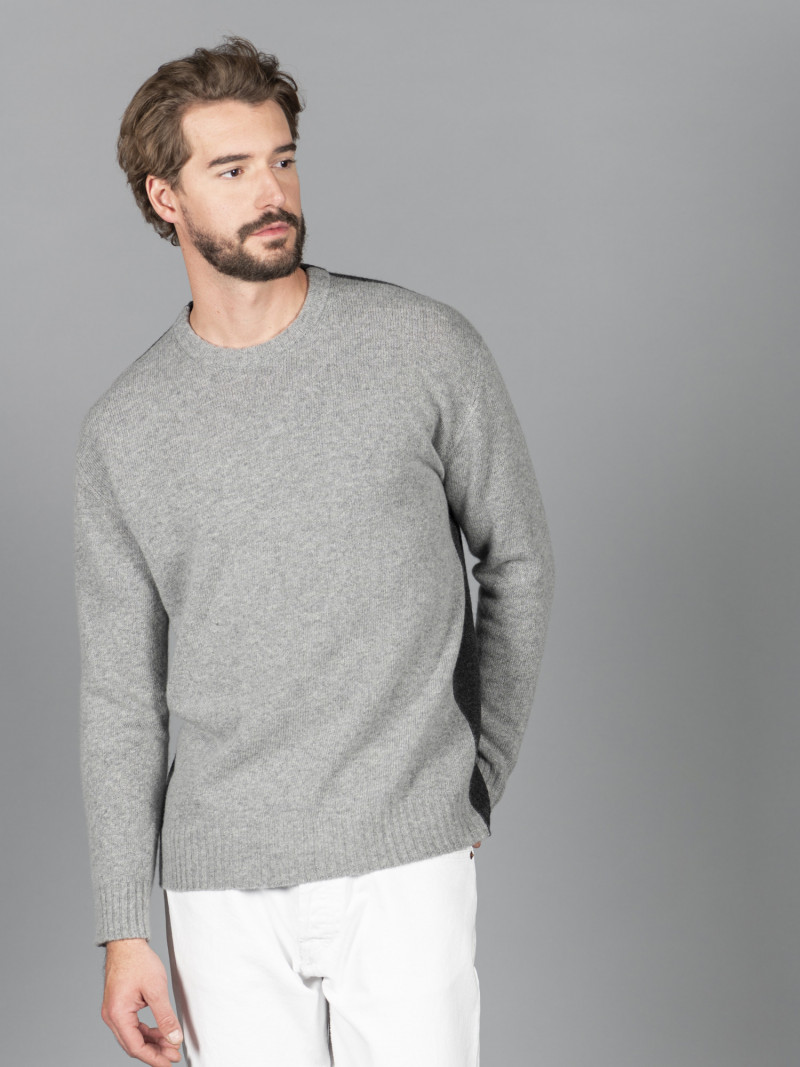 Maglione in lana bicolor grigio e antracite con maniche lunghe da uomo